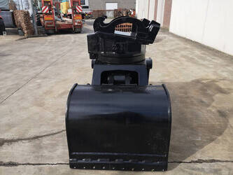 2020-caterpillar-595-1393-1428491-45782224