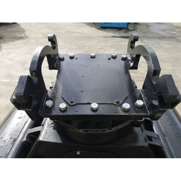 2020 Caterpillar 595-1393-45782226