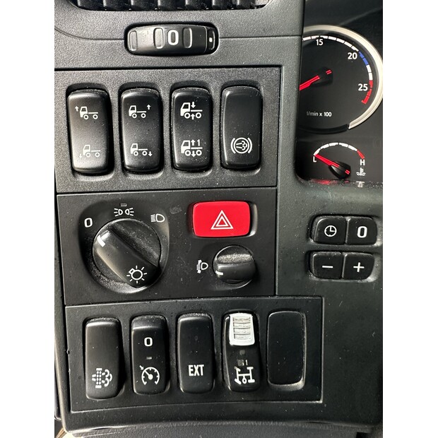 2015 Scania P 450-45782942