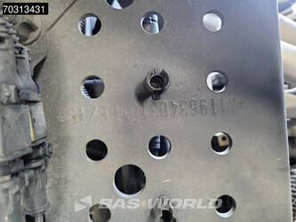 2022-mercedes-benz-actros-1846-45783081