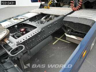 2022-mercedes-benz-actros-1846-45783114