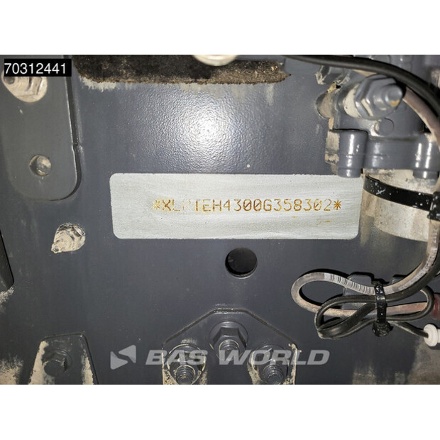 2021 داف XF 530-45783568