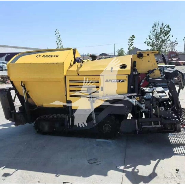 2017 BOMAG BF223C-45792875