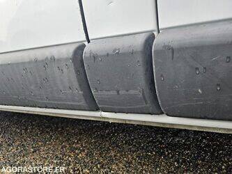 2006-renault-trafic-1428563-45795904