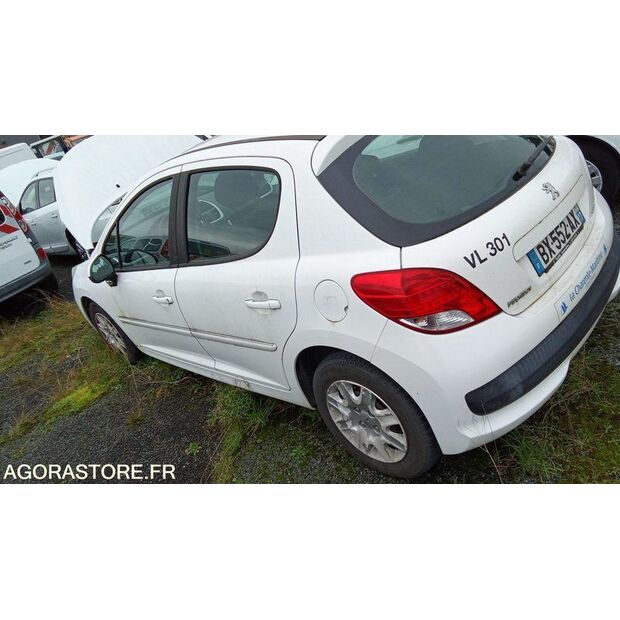 2011 بيجو 207-45795916