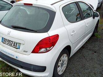 2011-peugeot-207-1428564-45795917