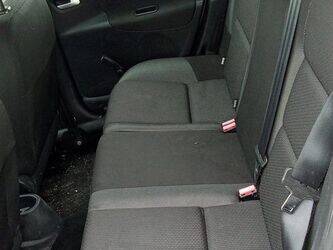 2011-peugeot-207-1428564-45795927