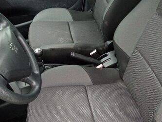 2011-peugeot-207-1428564-45795928