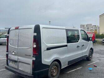 2019-renault-trafic-1428566-45795958