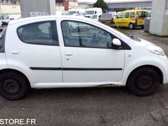 2008-citroen-c1-1428582-45796166