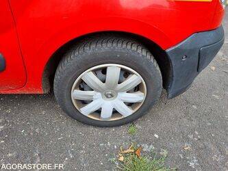 2003-renault-kangoo-1428588-45796236