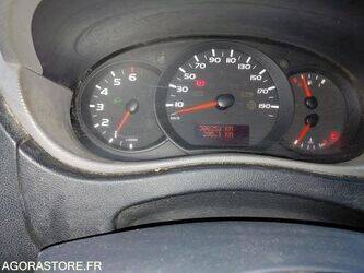 2017-renault-master-1428302-45796306