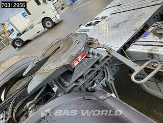 2017-mercedes-benz-actros-1943-1428591-45797025