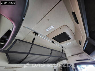 2017-mercedes-benz-actros-1943-1428591-45797036