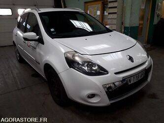 2010-renault-clio-1428601-45809057