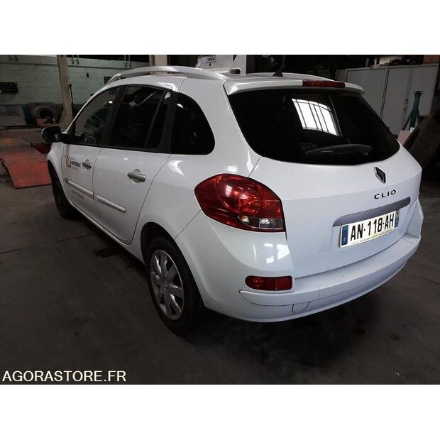 2010 Renault Clio-45809058