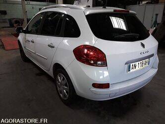 2010-renault-clio-1428601-45809058