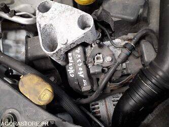 2010-renault-clio-1428601-45809068