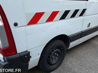 2020-renault-master-1428602-45809072