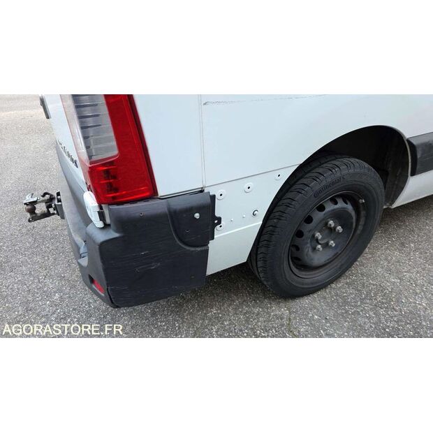 2020 Renault Master-45809073