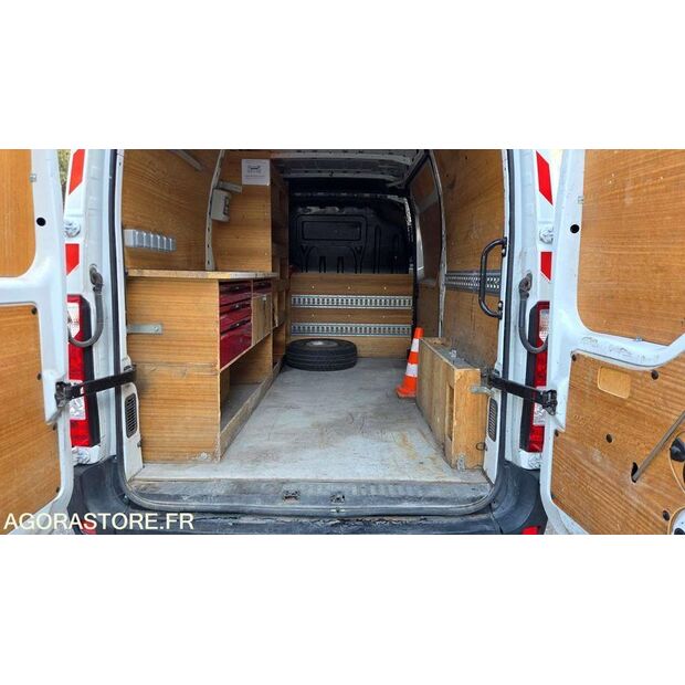 2020 Renault Master-45809082