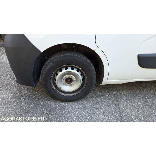 2020 Renault Master-45809093