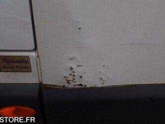 2005-peugeot-407-1428603-45809100