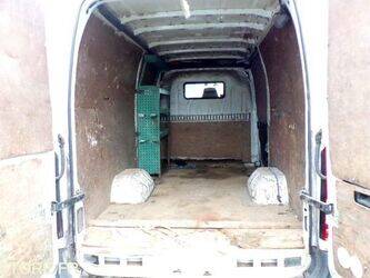 2005-peugeot-407-1428603-45809109