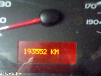 2005-peugeot-407-1428603-45809110