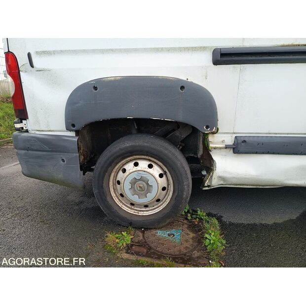 2006 Renault Master-45809134