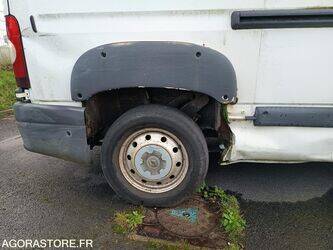 2006-renault-master-1428606-45809134