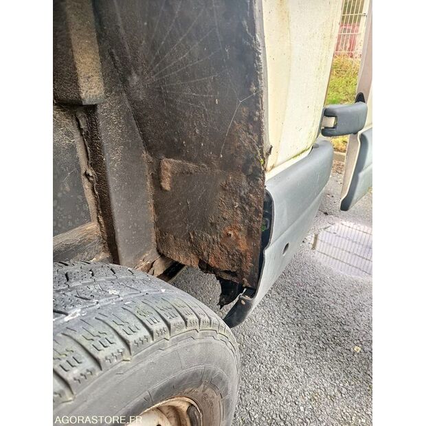 2006 Renault Master-45809135