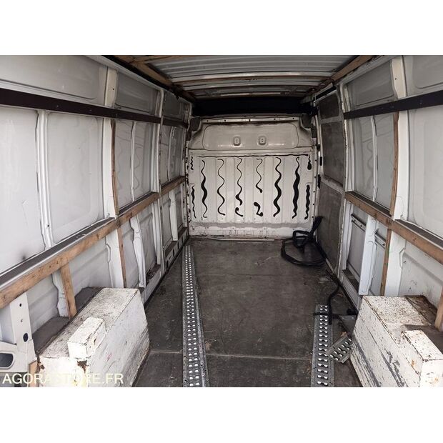 2006 Renault Master-45809139