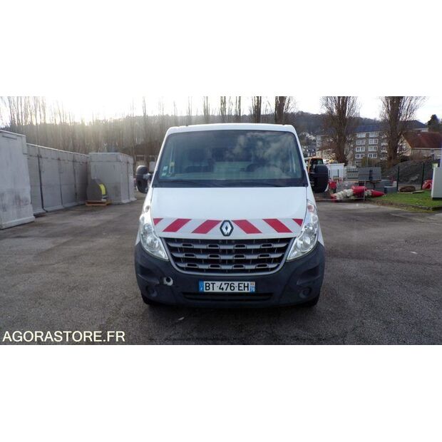 2011 رينو Master-45809147