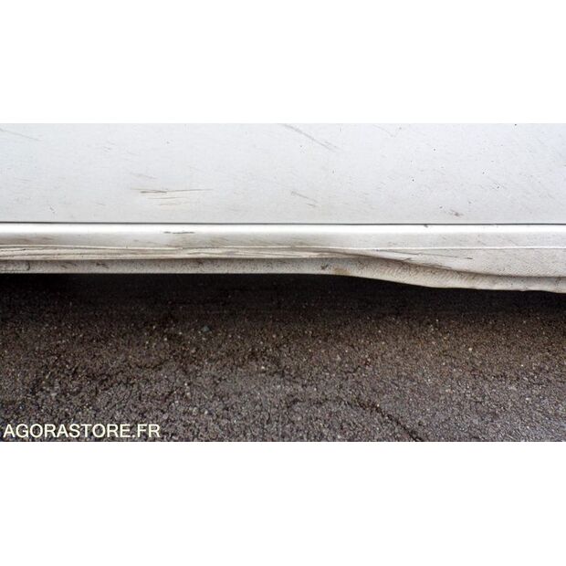 2011 رينو Master-45809151