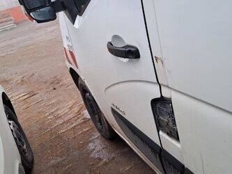 2013-renault-master-1428610-45809174