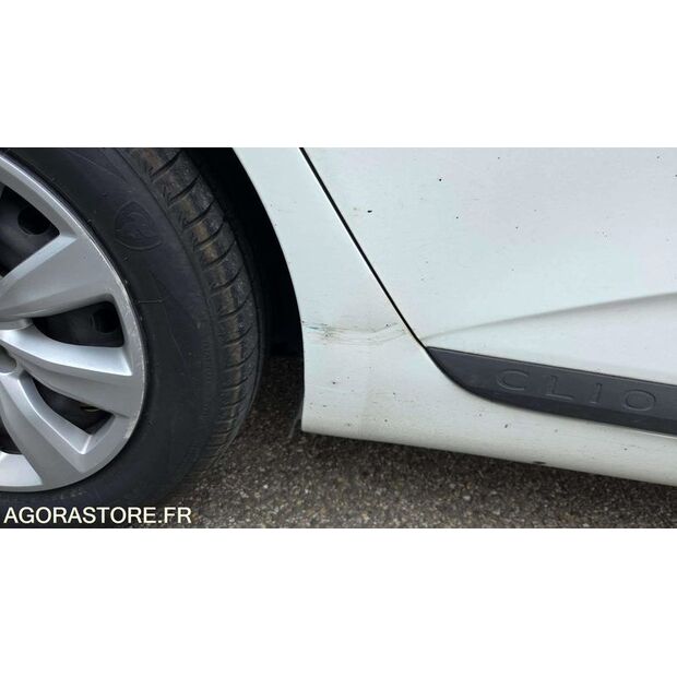 2020 رينو Clio-45809222