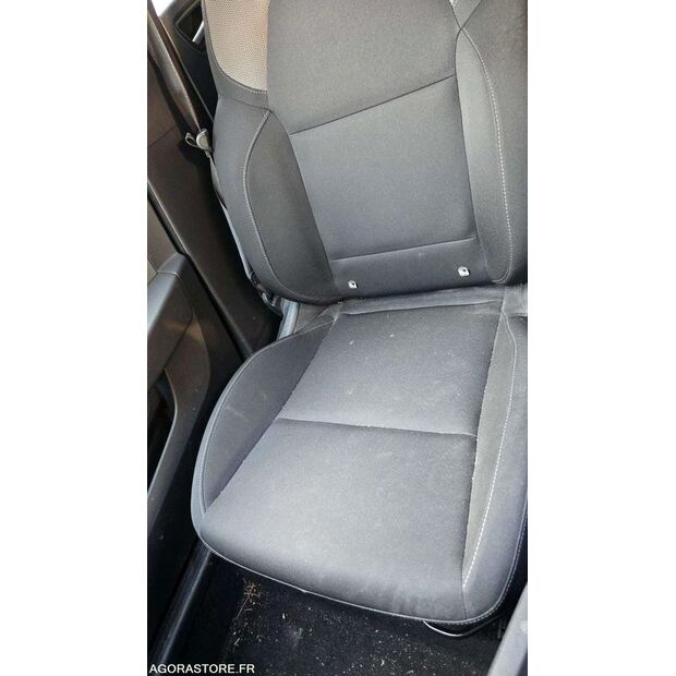 2020 رينو Clio-45809233