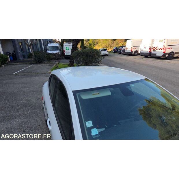 2020 رينو Clio-45809239