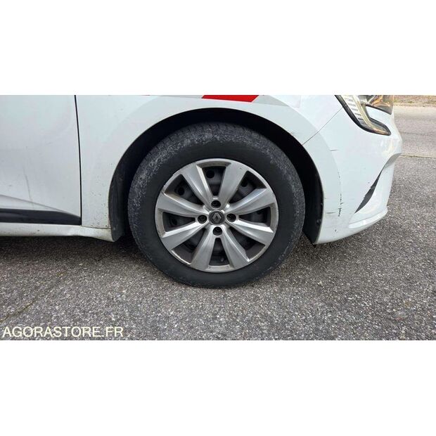 2020 رينو Clio-45809240