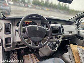 2006-renault-trafic-1428563-45809264