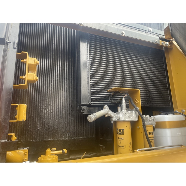 2024 Caterpillar 336D2L-45809515