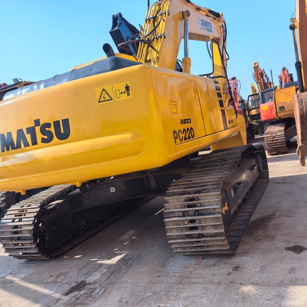 2022 كوماتسو PC220-6-45809584