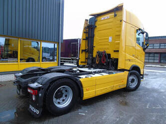 2013-volvo-fh-1428639-45809620