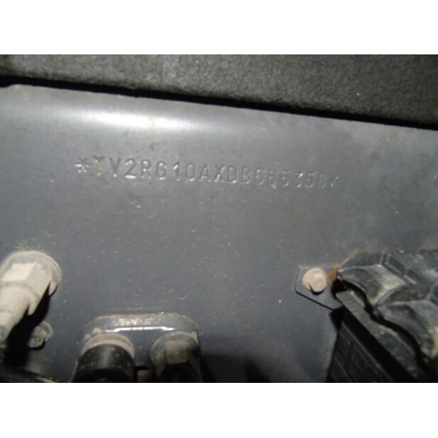 2013 فولفو FH-45809627