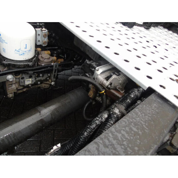 2013 فولفو FH-45809632