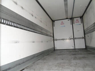 2014-mercedes-benz-antos-45809675