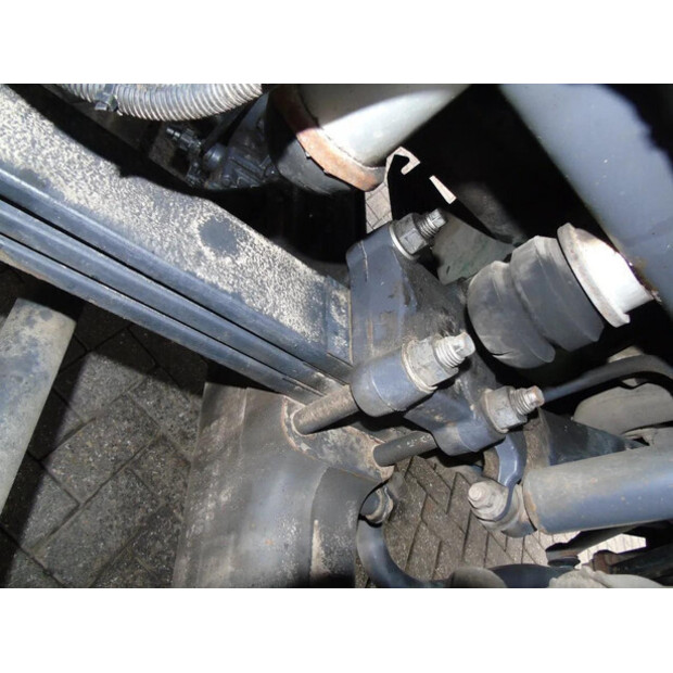 2017 فولفو FMX-45809732