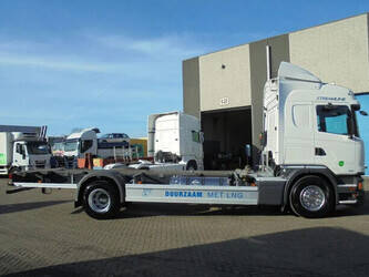 2016-scania-g340-1428644-45809778