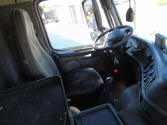 2003-volvo-fh-1428645-45809824